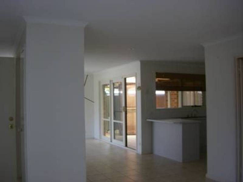 15 Kanooka Grove, Meadow Heights VIC 3048