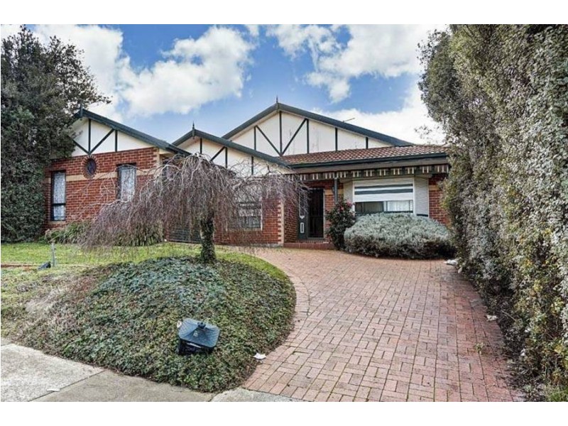 12 Lightwood Crescent, Meadow Heights VIC 3048