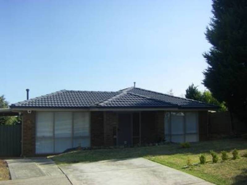 15 Kanooka Grove, Meadow Heights VIC 3048