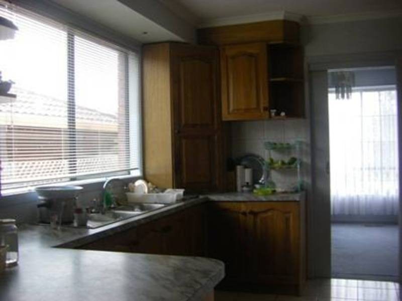 9 Amarina Close, Meadow Heights VIC 3048