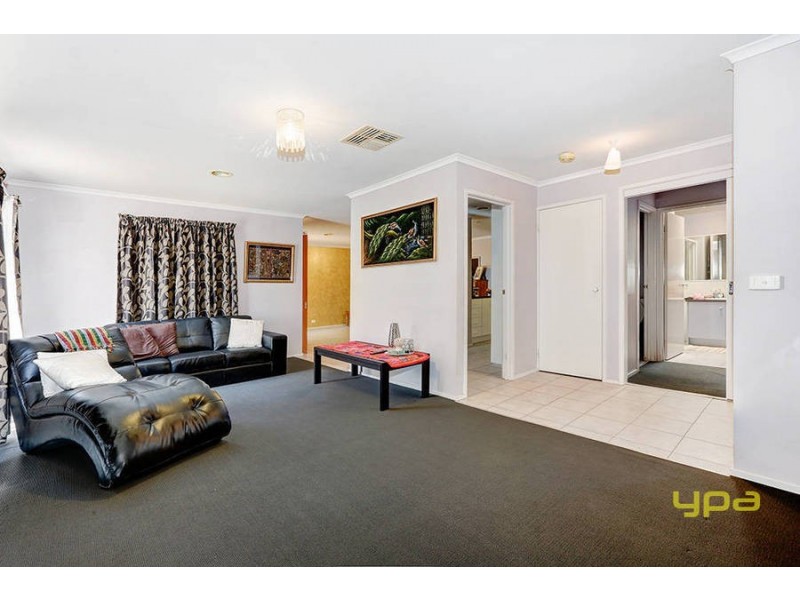 16 Morey Court, Roxburgh Park VIC 3064