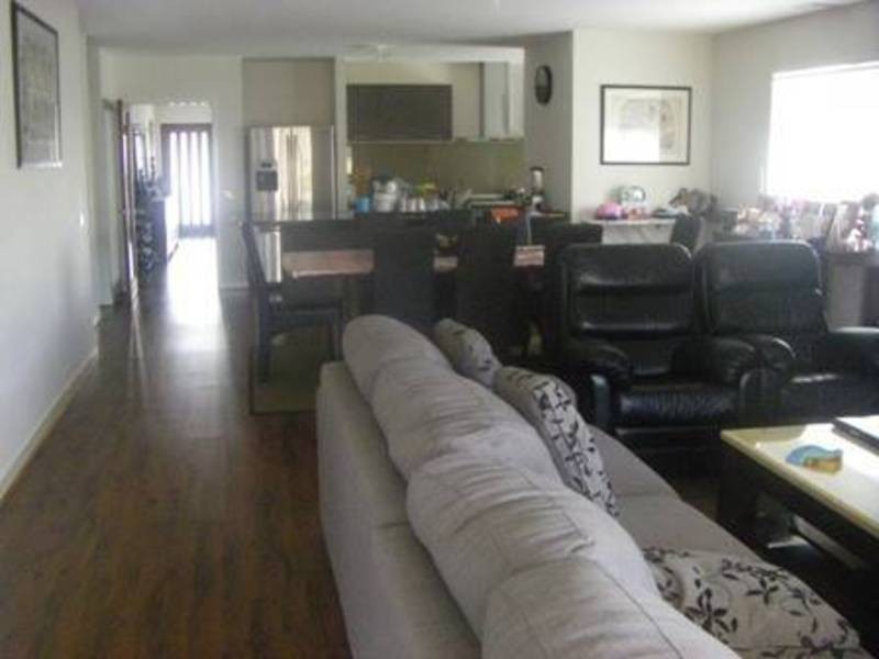 14 Basken Drive, South Morang VIC 3752