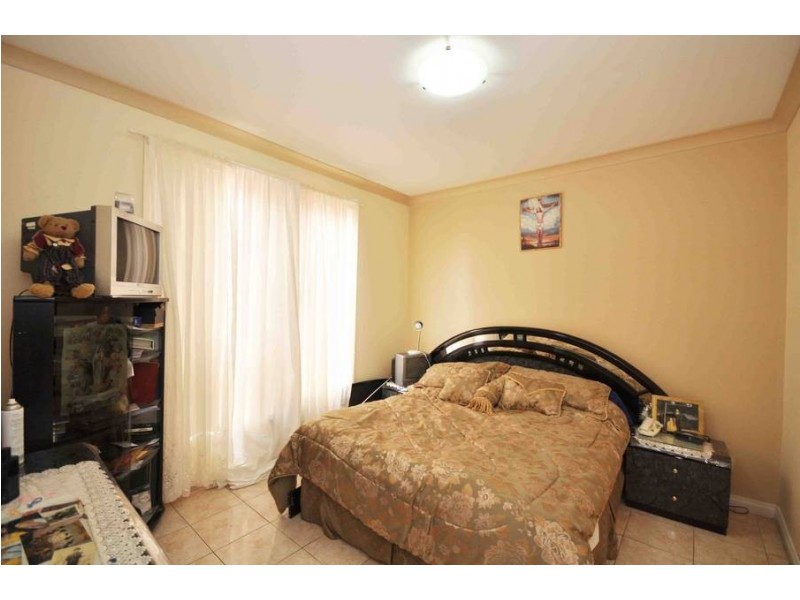 15 Peppermint Grove, Meadow Heights VIC 3048