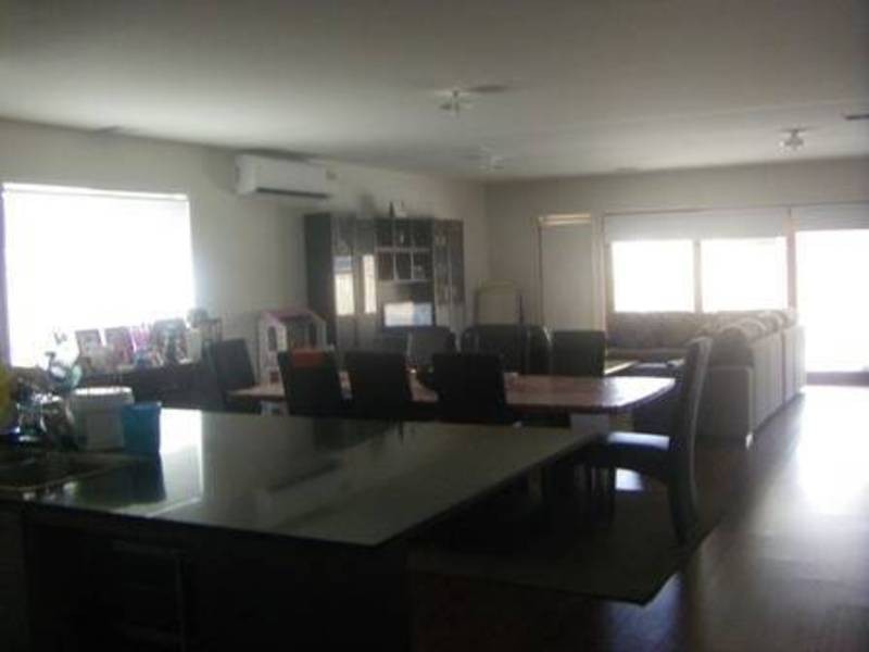 14 Basken Drive, South Morang VIC 3752