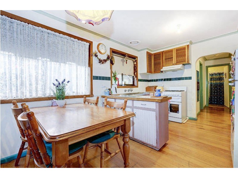 30 Alec Crescent, Fawkner VIC 3060