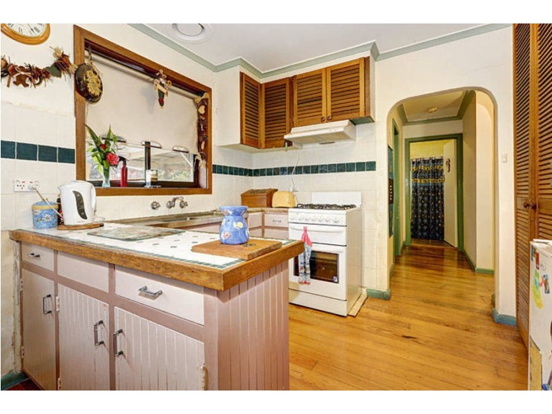 30 Alec Crescent, Fawkner VIC 3060