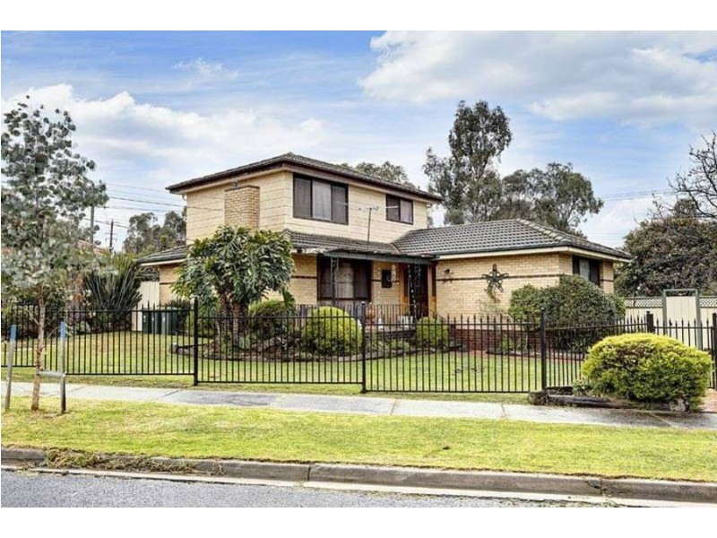 30 Alec Crescent, Fawkner VIC 3060