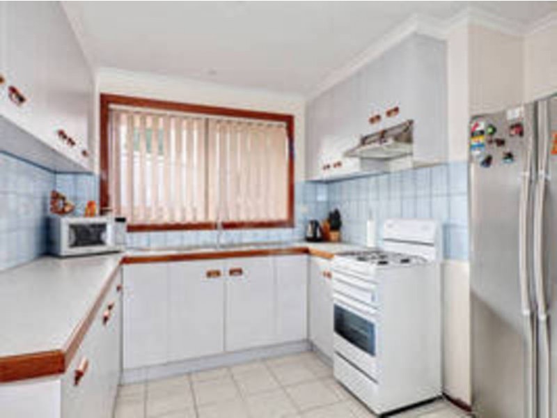 2/16 Brodie Court, Meadow Heights VIC 3048