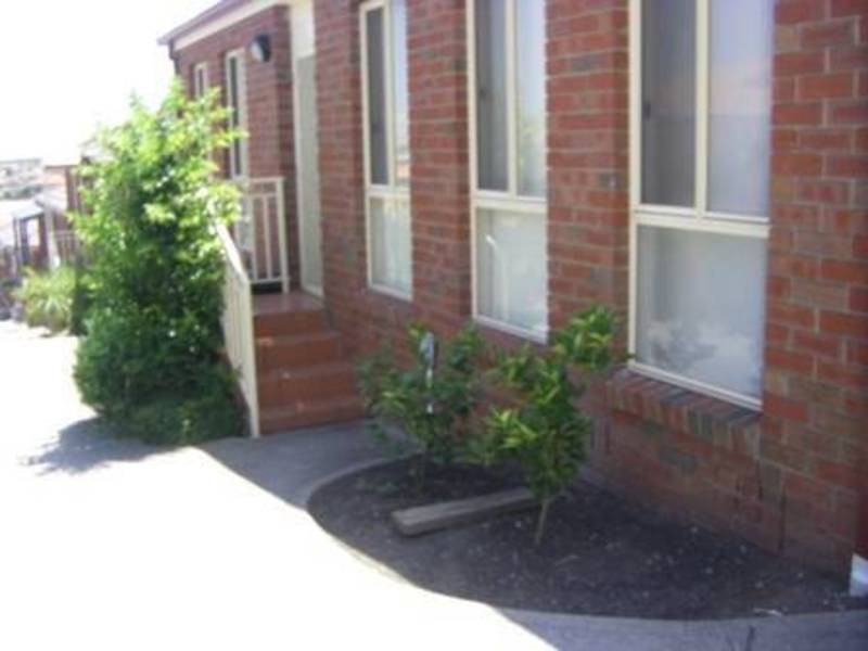 3/31 Rokewood Crescent, Meadow Heights VIC 3048