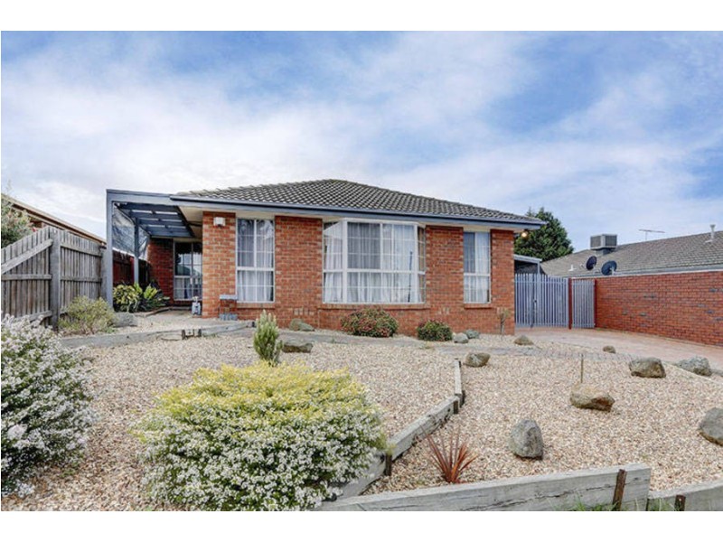 8 Bullrush Court, Meadow Heights VIC 3048