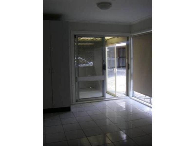 10 Lubeck Court, Meadow Heights VIC 3048