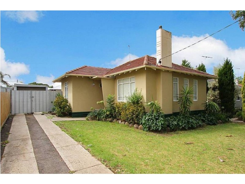 10 Nisbett Street, Reservoir VIC 3073