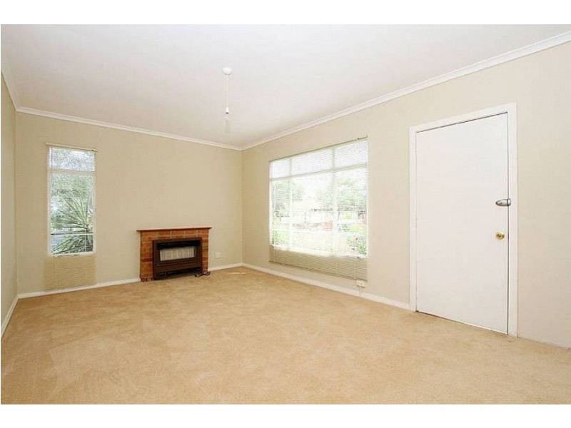 10 Nisbett Street, Reservoir VIC 3073