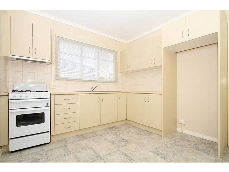 10 Nisbett Street, Reservoir VIC 3073