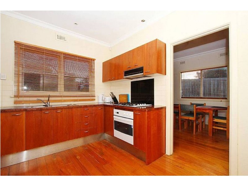 27 Jenkin Street, Reservoir VIC 3073