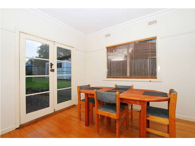 27 Jenkin Street, Reservoir VIC 3073