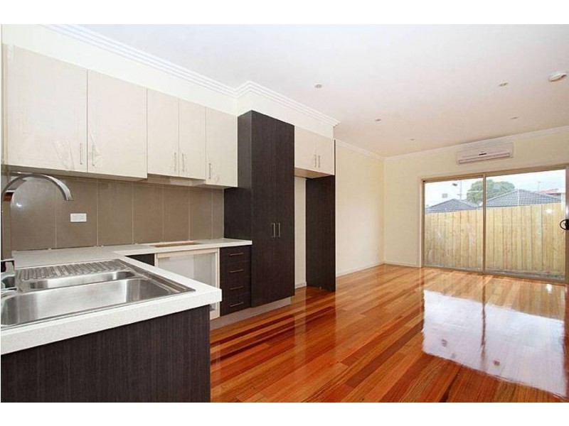 3/43 Yarra Avenue, Reservoir VIC 3073