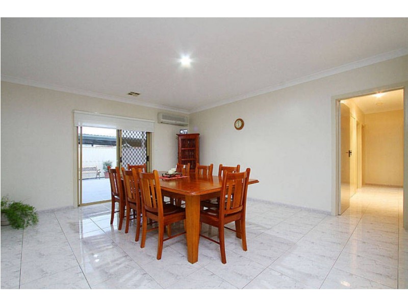 7 Glenfield Court, Lalor VIC 3075