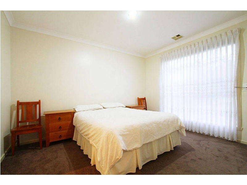 7 Glenfield Court, Lalor VIC 3075