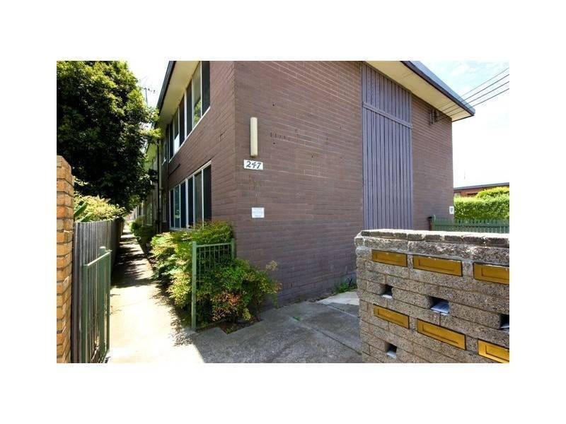 6/247 Heidelberg Road, Northcote VIC 3070