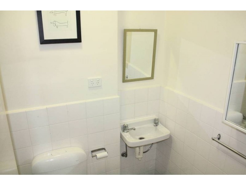 6/247 Heidelberg Road, Northcote VIC 3070