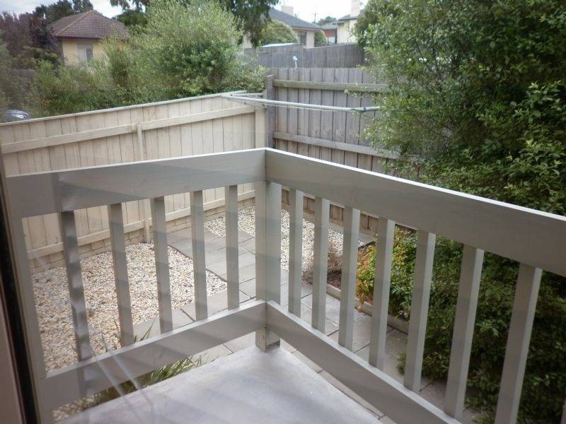 1/10 Faye Street, Reservoir VIC 3073