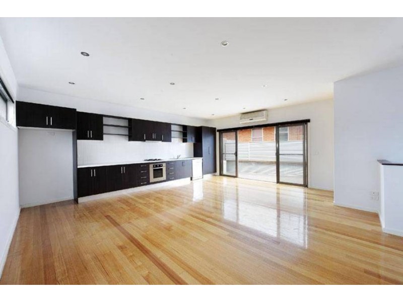 4/48 Middle Road, Maribyrnong VIC 3032