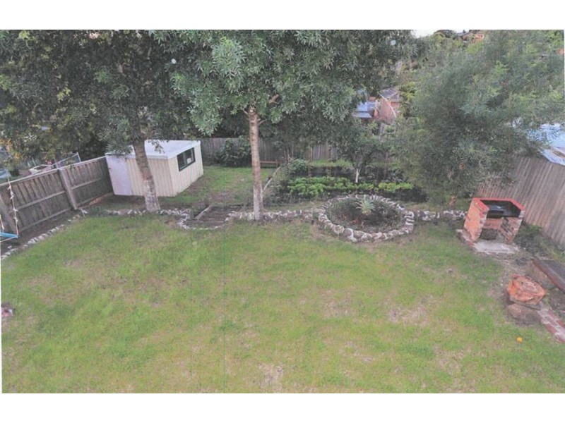 26 Valley Crescent, Glenroy VIC 3046