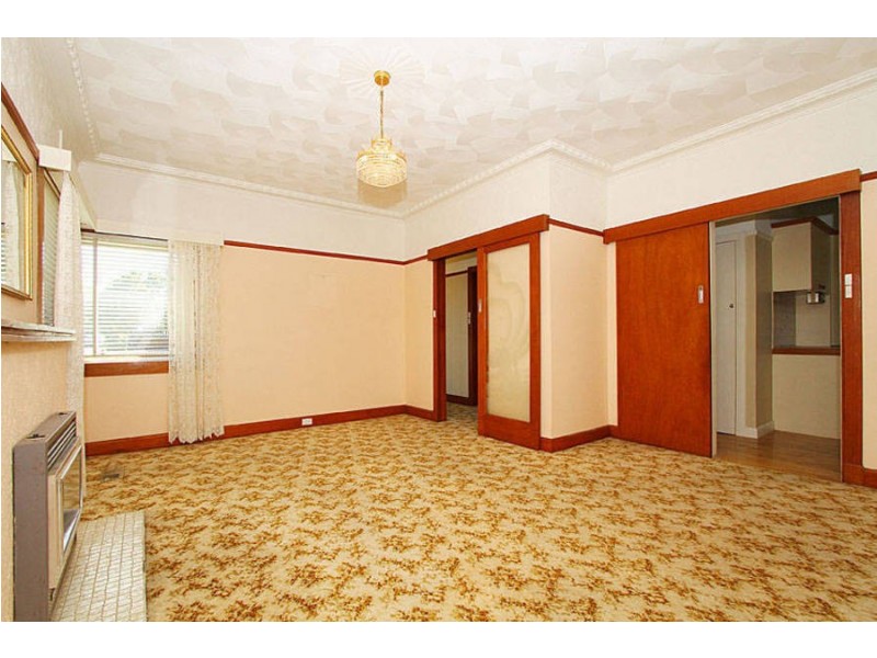 332 Victoria Road, Thornbury VIC 3071