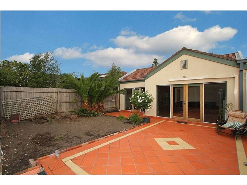 14 Livingstone Parade, Preston VIC 3072