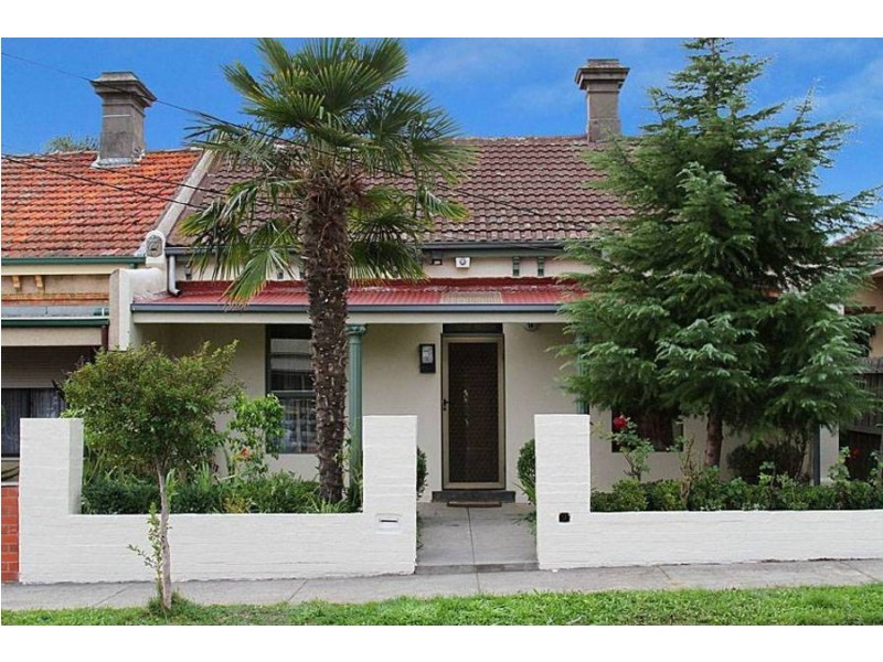 14 Livingstone Parade, Preston VIC 3072