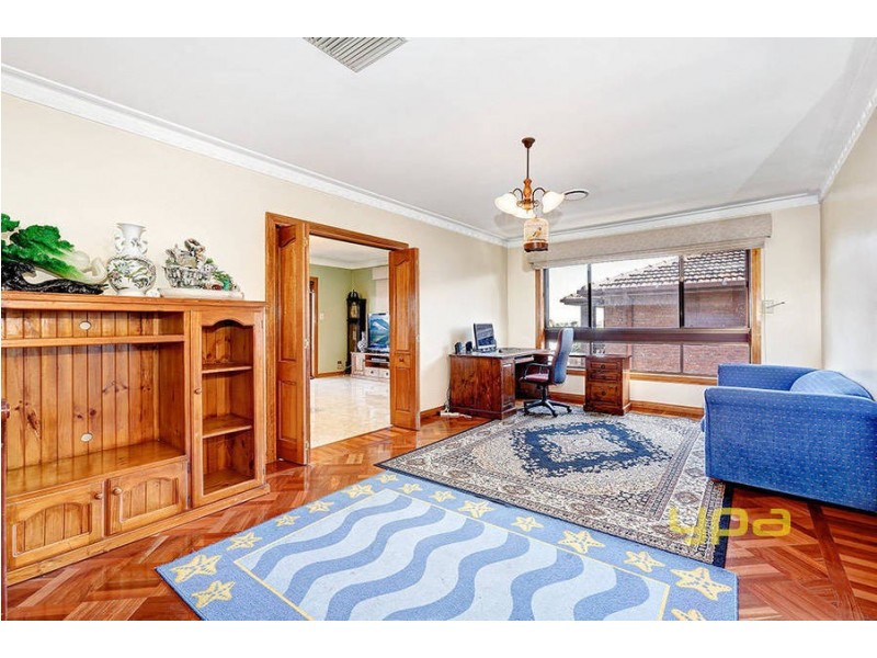 81 Mahoneys Road, Reservoir VIC 3073