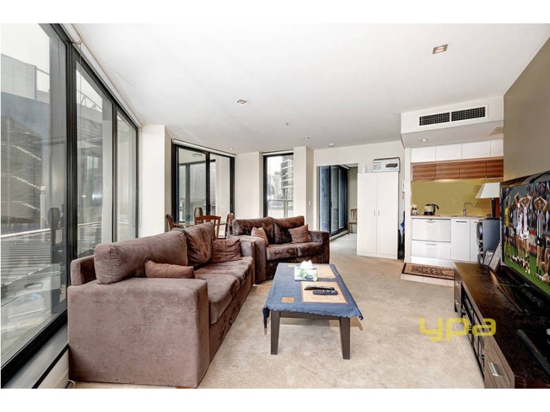 512/100 Harbour Esplanade, Docklands VIC 3008