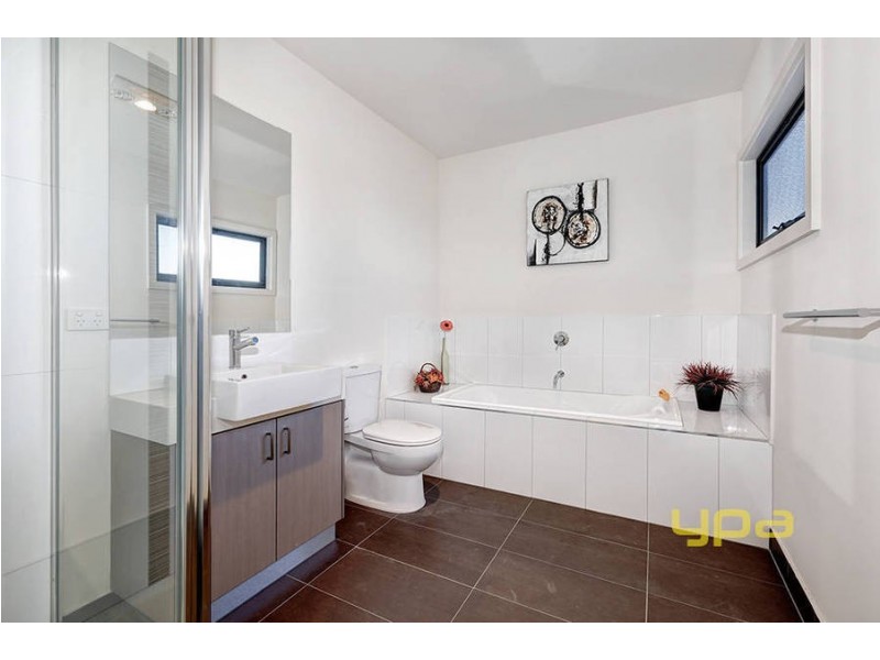 4/16 Lyonsville Avenue, Preston VIC 3072