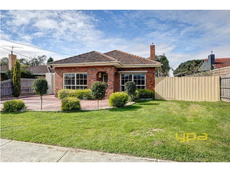 52 Marchant Avenue, Reservoir VIC 3073