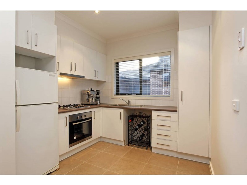 4/27-29 Miranda Road, Reservoir VIC 3073