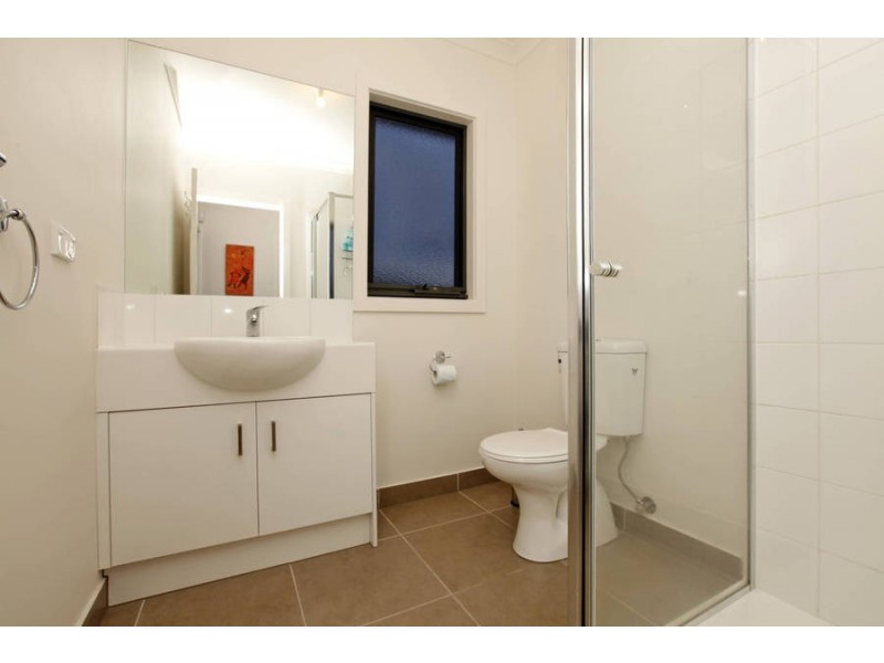 4/27-29 Miranda Road, Reservoir VIC 3073