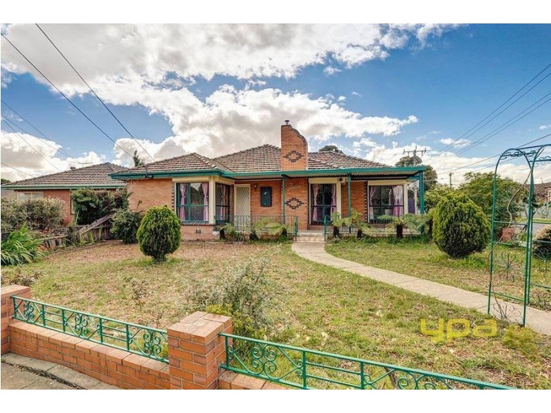 2 Green Avenue, Kingsbury VIC 3083