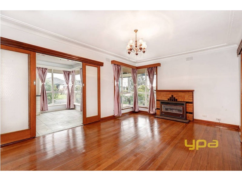 2 Green Avenue, Kingsbury VIC 3083