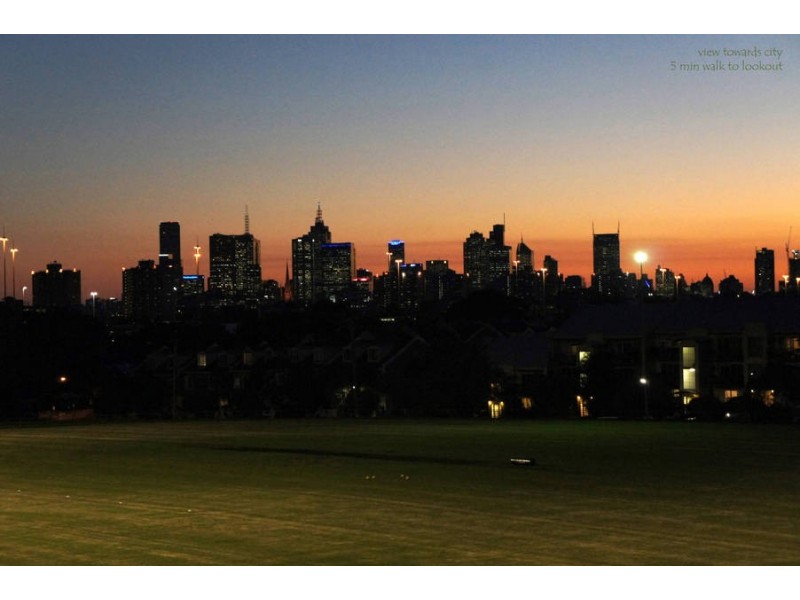 4/32  The Esplanade, Clifton Hill VIC 3068