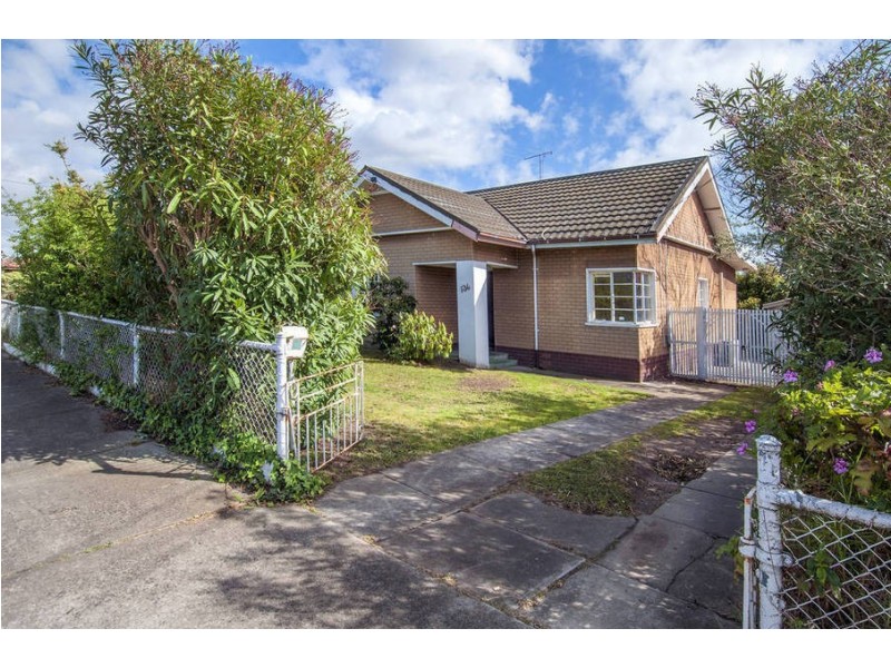 136 Wood Street, Preston VIC 3072