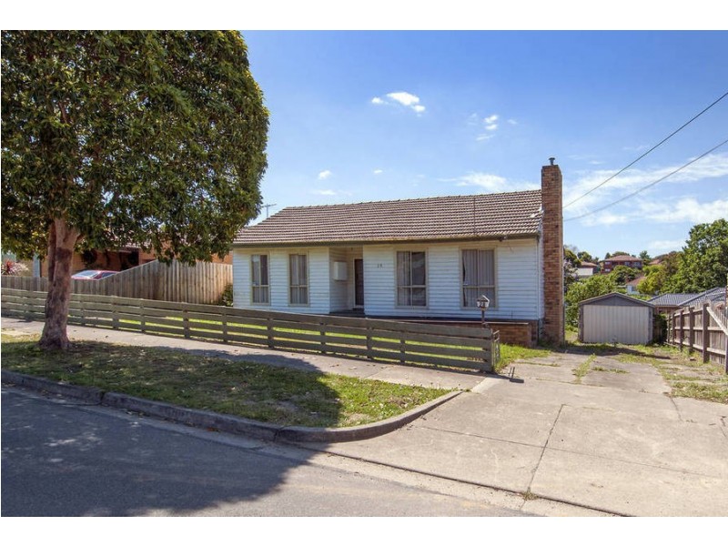 28 Miranda Road, Reservoir VIC 3073