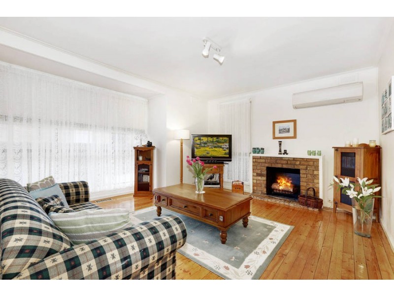 1/25 Acheron Avenue, Reservoir VIC 3073