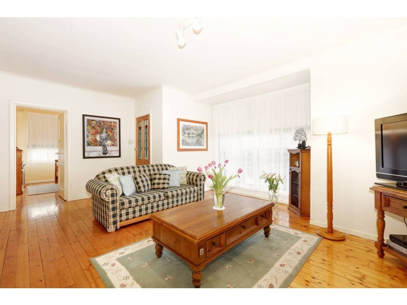 1/25 Acheron Avenue, Reservoir VIC 3073