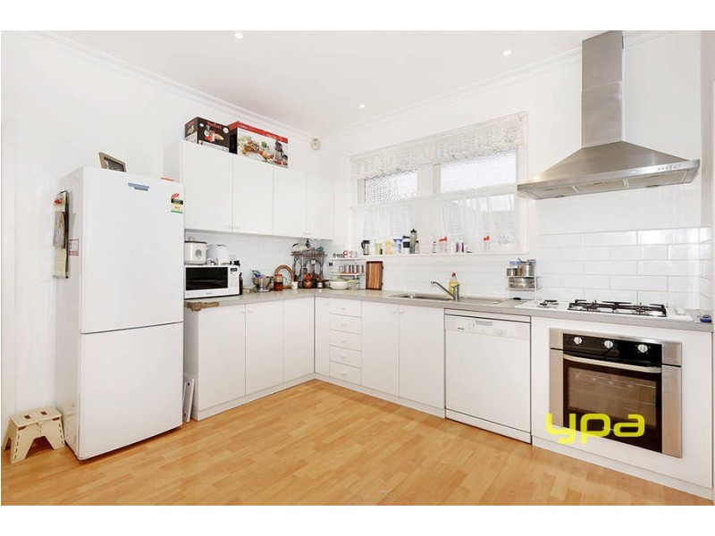 17 Moore Crescent, Reservoir VIC 3073