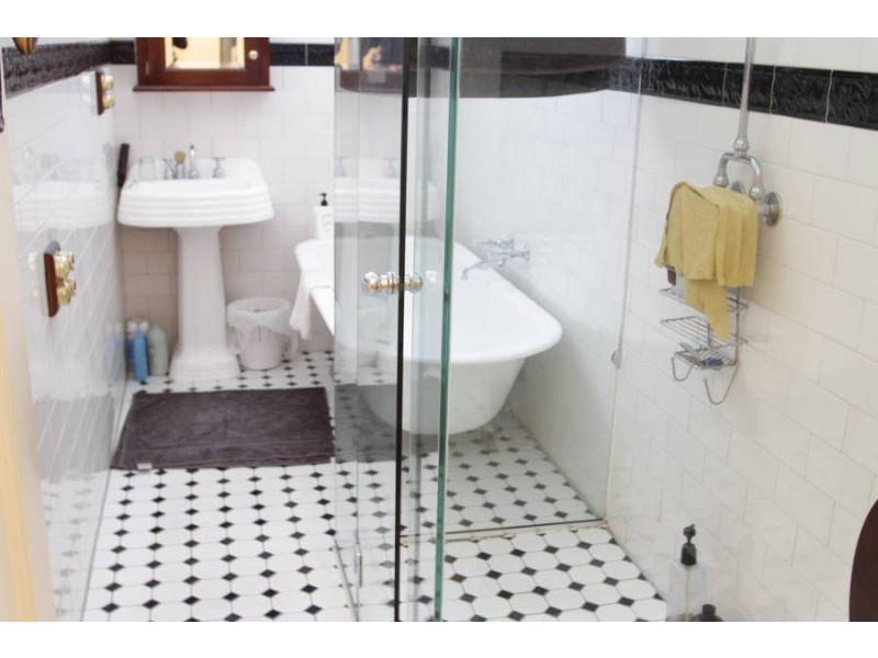 56 Rathmines Street, Fairfield VIC 3078