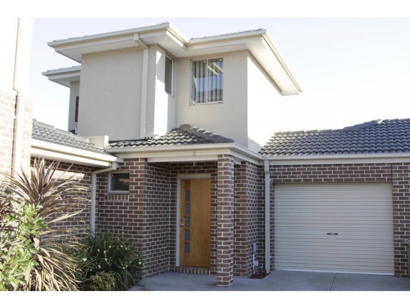 2/7 Leigh Court, Dallas VIC 3047