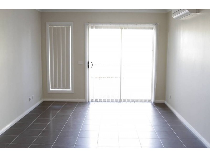 2/7 Leigh Court, Dallas VIC 3047