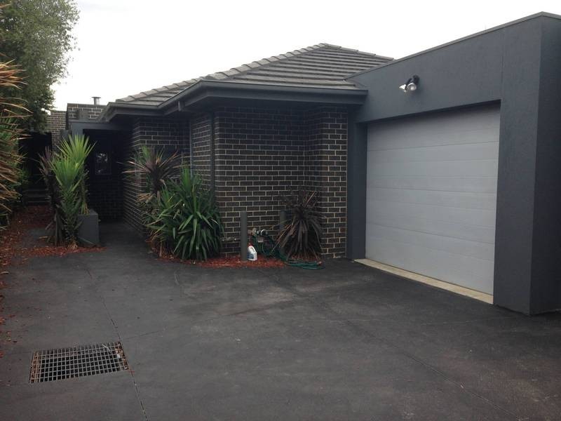 2/80 Hickford Street, Reservoir VIC 3073