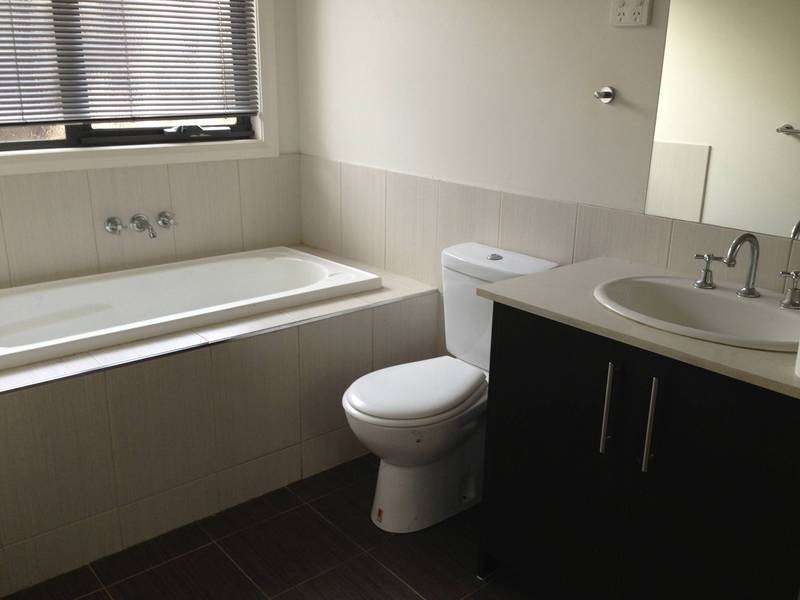 1A Dickinson Street, Hadfield VIC 3046